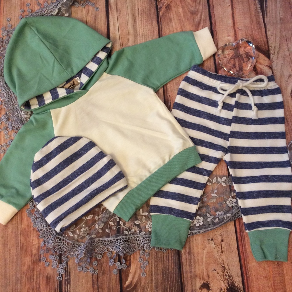 Boutique Baby Boy Tracksuit 3pc Outfit - Picture 3 of 4